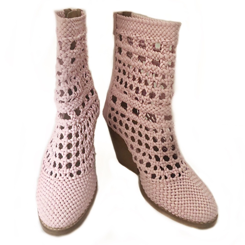 Jeffery Campbell, pink leather booties, Women’s size 5